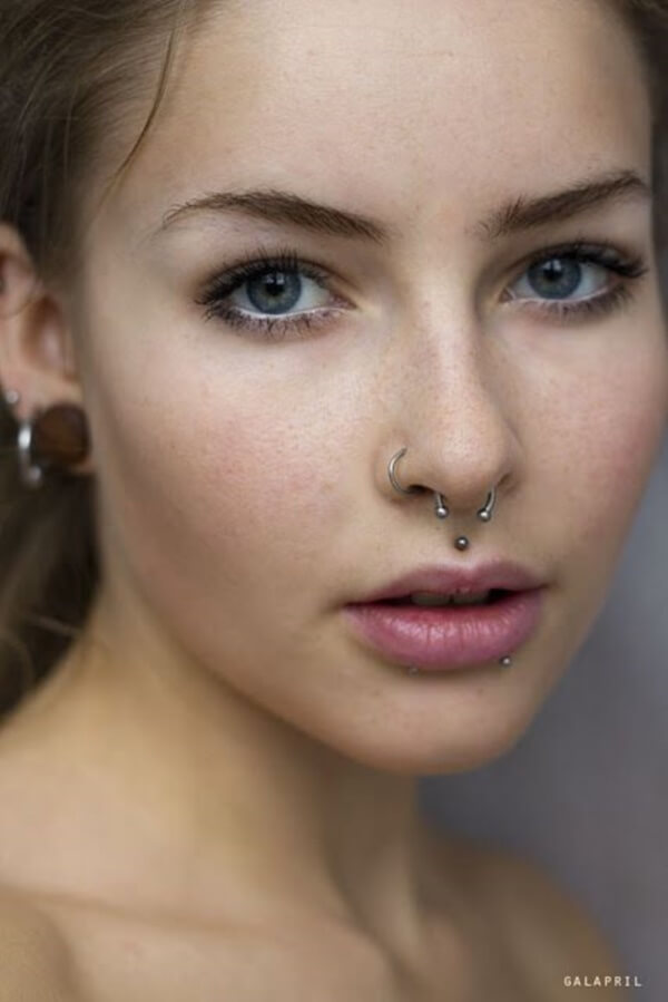 Cute Facial Piercings for Girls to Stand in VOUGUE0021