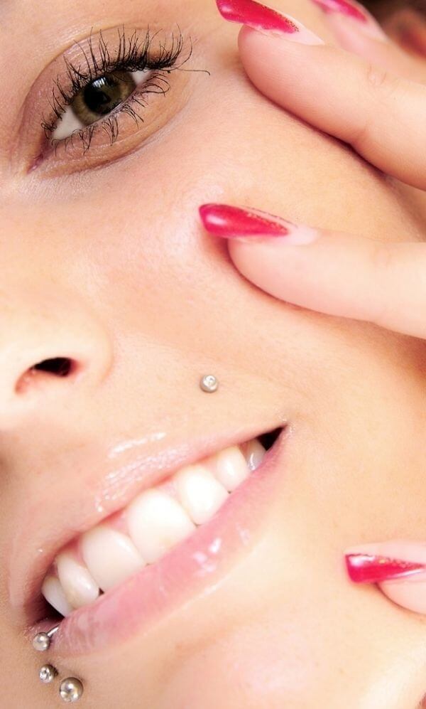 Cute Facial Piercings for Girls to Stand in VOUGUE0531