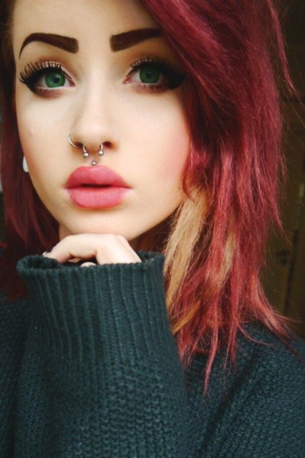 Cute Facial Piercings for Girls to Stand in VOUGUE0591