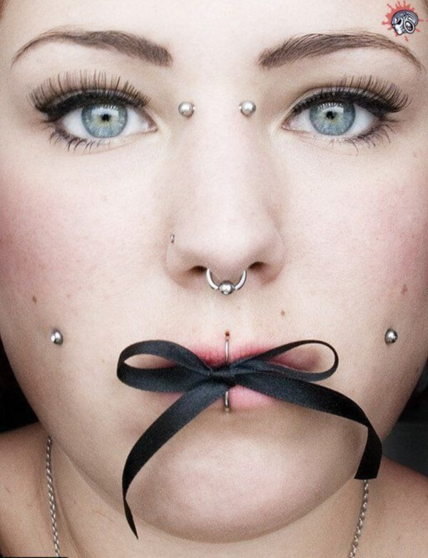 Cute Facial Piercings for Girls to Stand in VOUGUE0621