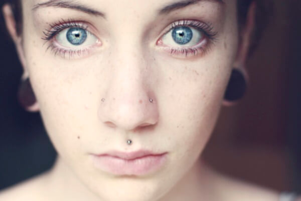 Cute Facial Piercings for Girls to Stand in VOUGUE0771