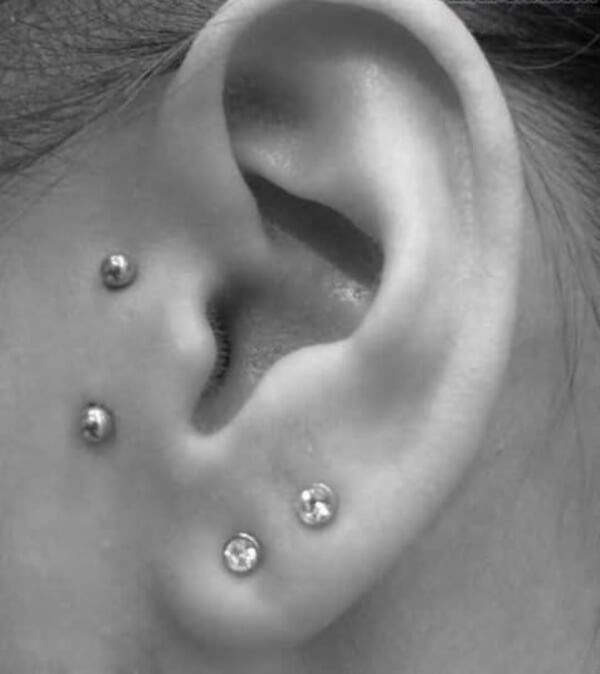 Different Cool Ear Piercings Ideas0051