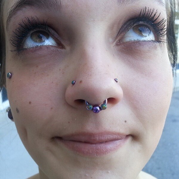 Double Nose Piercing (21)