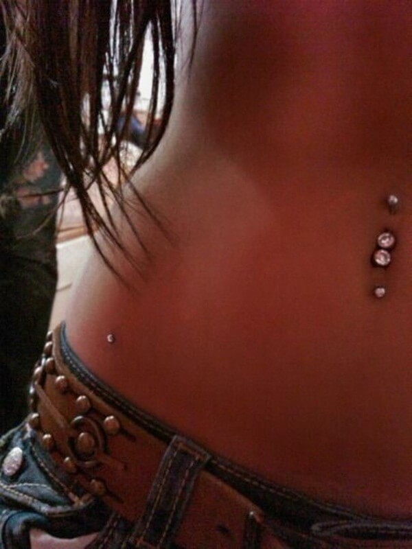 Navel Piercing designs31