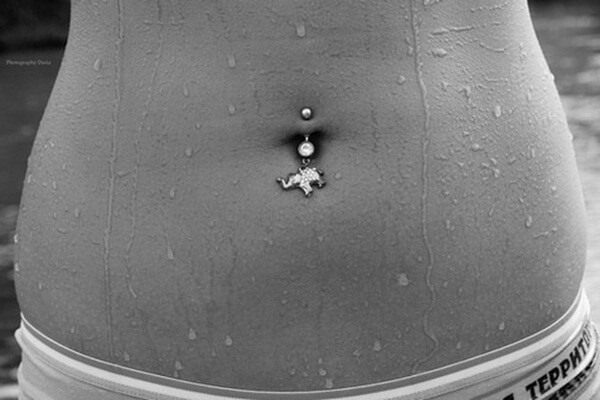 Navel Piercing designs8