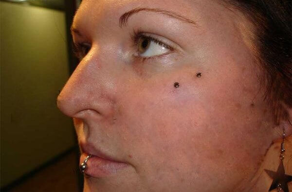 anti eyebrow piercing (41)