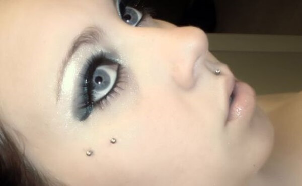 bridge piercing (25)