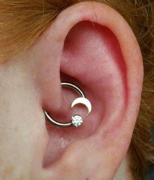 daith piercing (35)