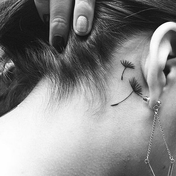 ear-tattoo-designs-ideas-15