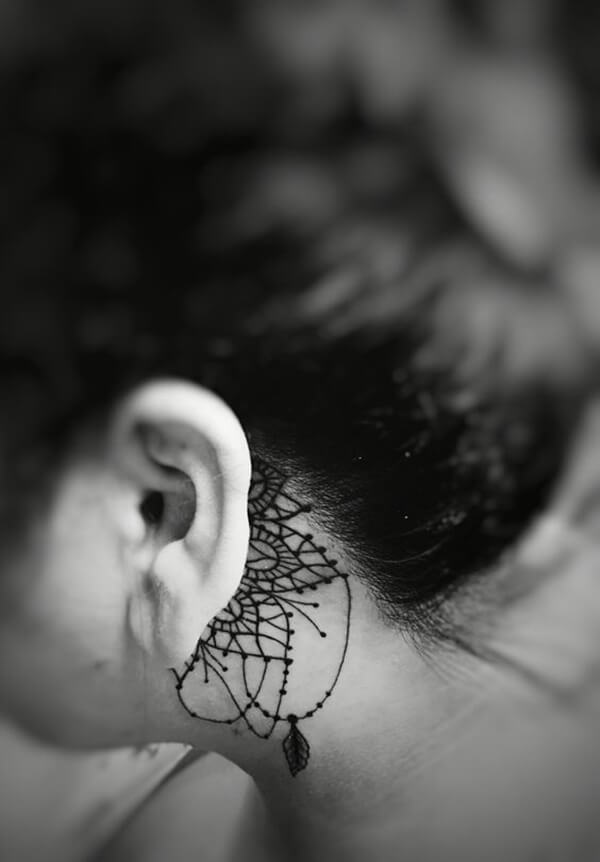 ear-tattoo-designs-ideas-30