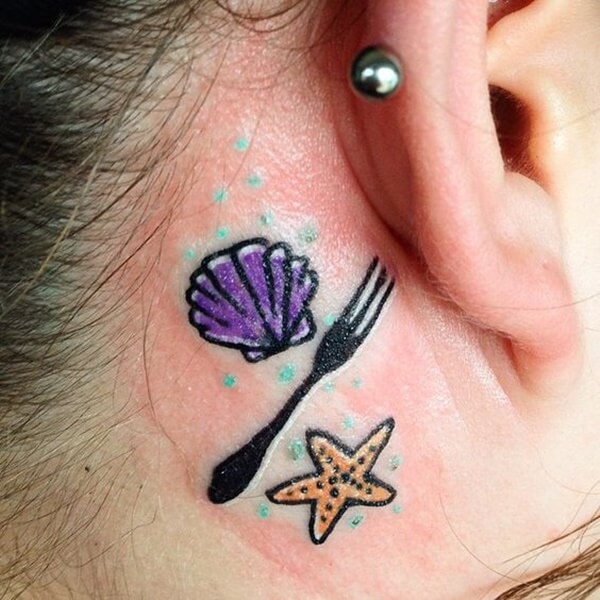 ear-tattoo-designs-ideas-33