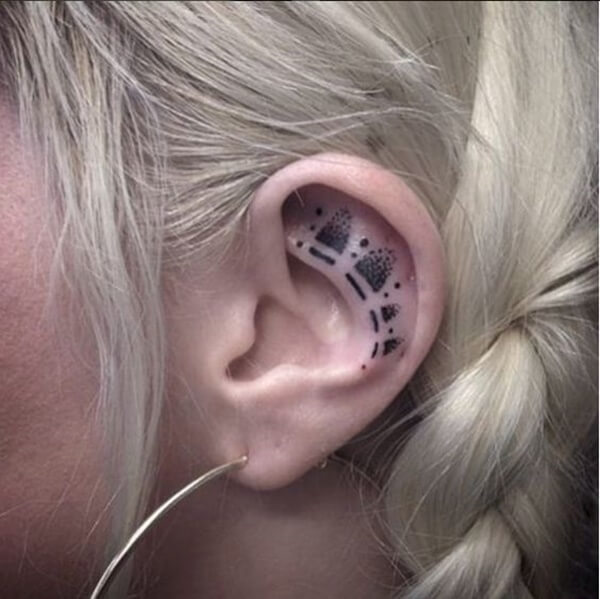 ear-tattoo-designs-ideas-46