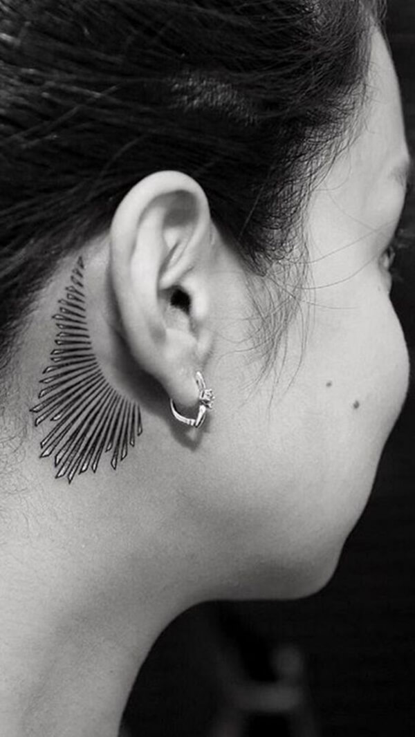 ear-tattoo-designs-ideas-49