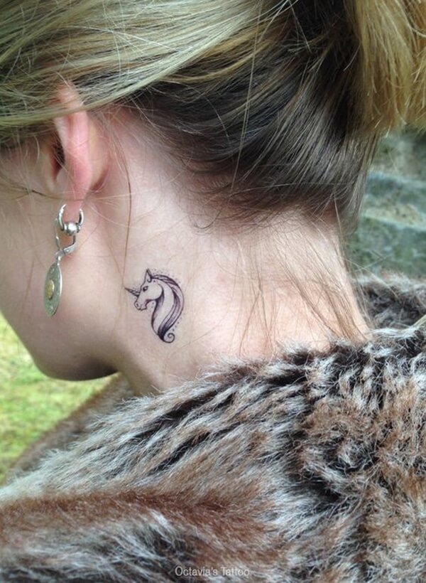 ear-tattoo-designs-ideas-56