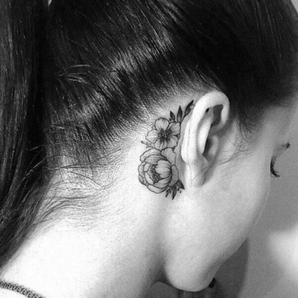 ear-tattoo-designs-ideas-59