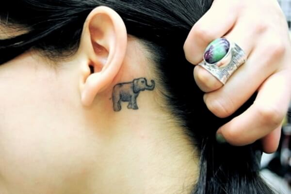 ear-tattoo-designs-ideas-68