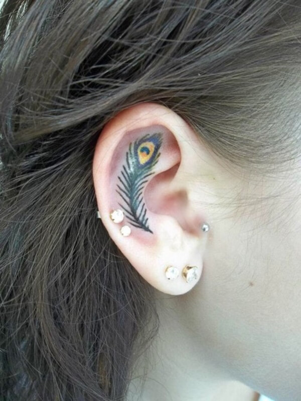 ear-tattoo-designs-ideas-70