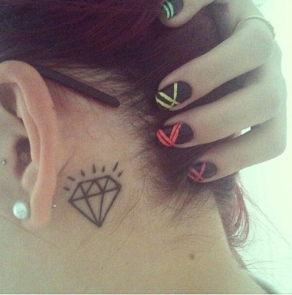 ear-tattoo-designs-ideas-71