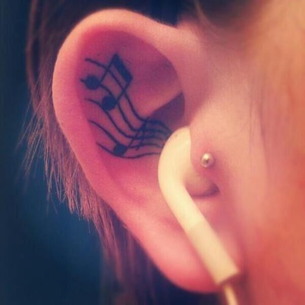 ear-tattoo-designs-ideas-72