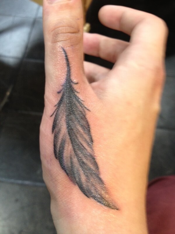 feather-tattoo-designs-41