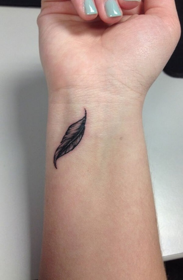 feather-tattoo-designs-42