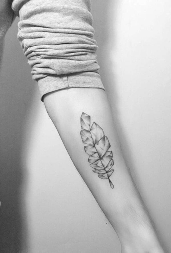 feather-tattoo-designs-91