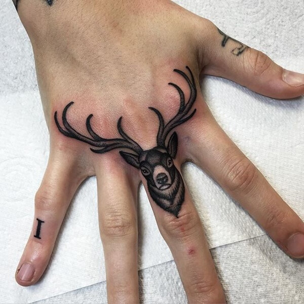 finger-tattoo-designs-14