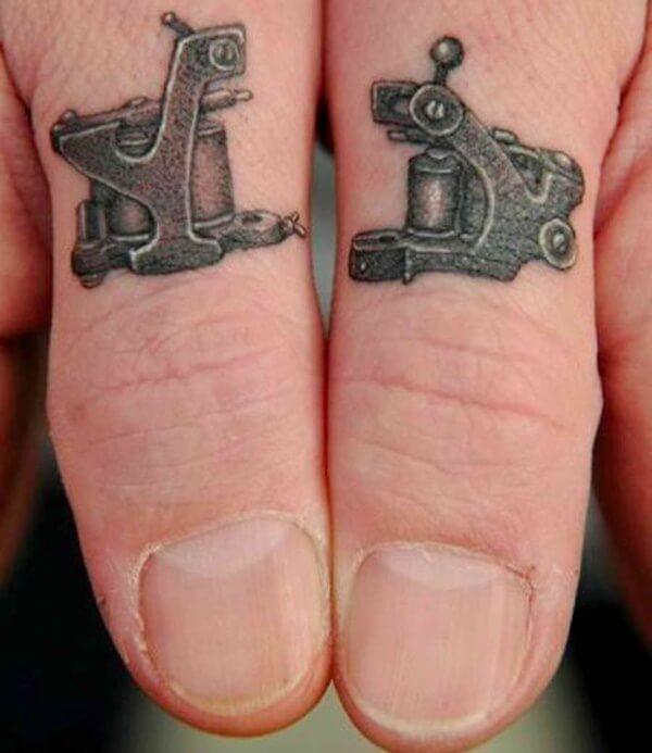 finger-tattoo-designs-21