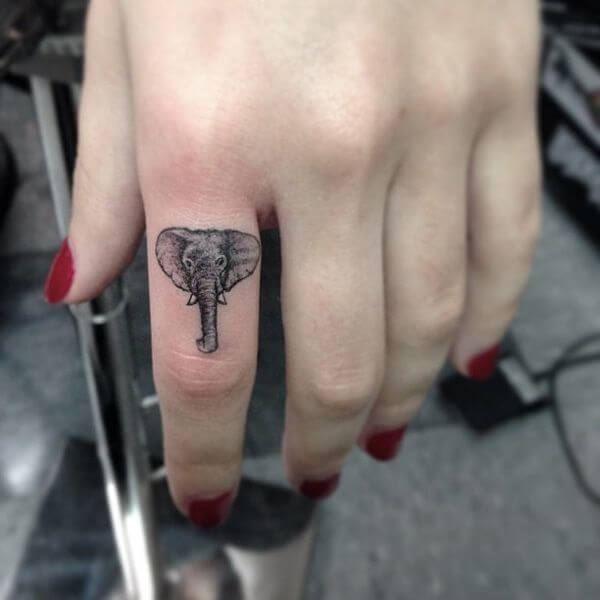 finger-tattoo-designs-22