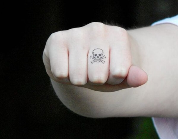 finger-tattoo-designs-24