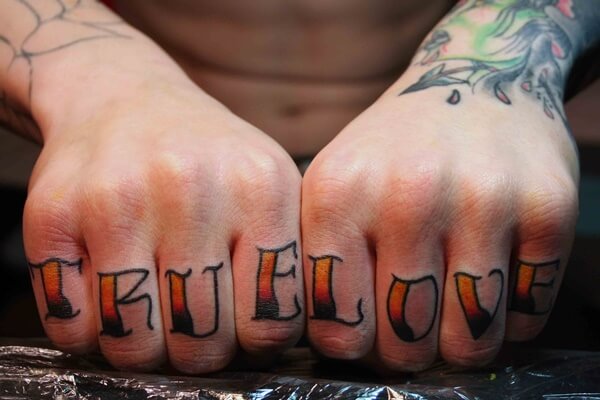 finger-tattoo-designs-42