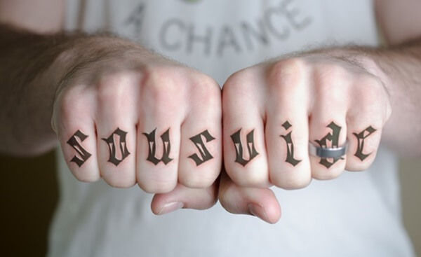 finger-tattoo-designs-50