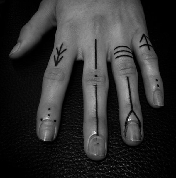 finger-tattoo-designs-62