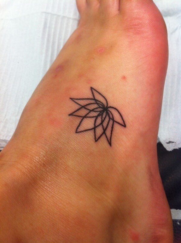 foot-tattoo-designs-32