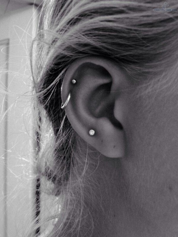 helix piercing (11)