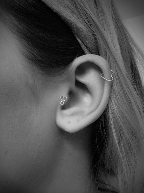 helix piercing (17)