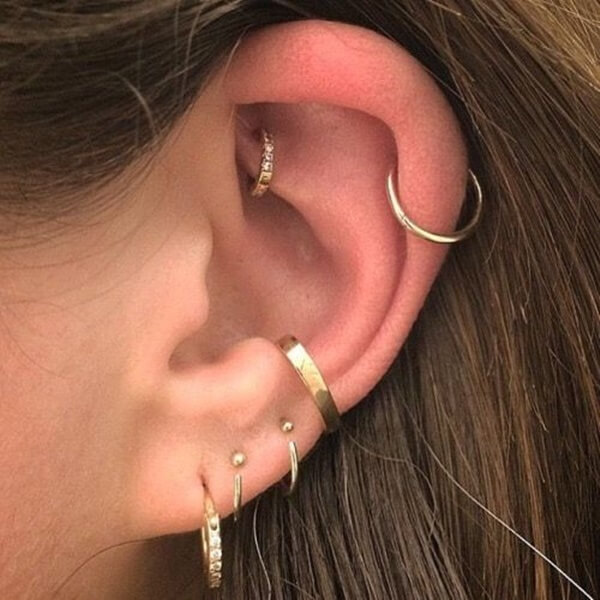 helix piercing (22)