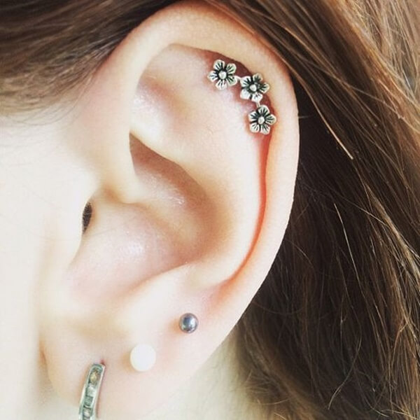 helix piercing (3)