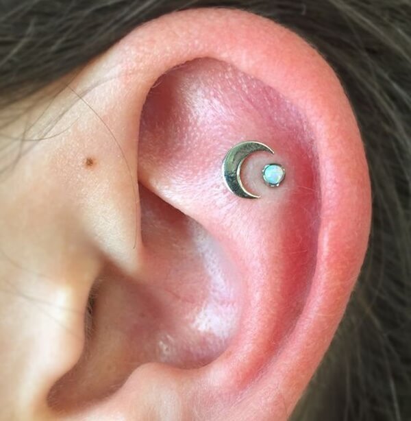 helix piercing (63)