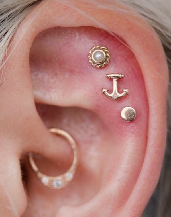 helix piercing (77)