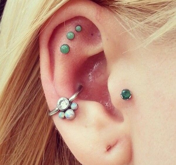 helix piercing (84)