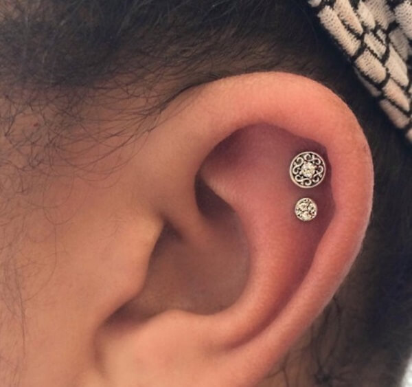 helix piercing (90)