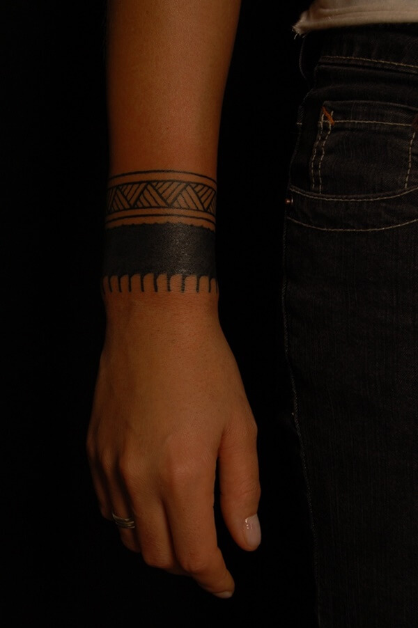 line tattoo designs (11)