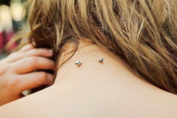 neck piercing (82)