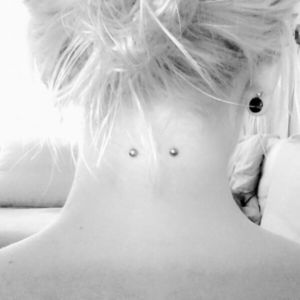 neck piercing (85)