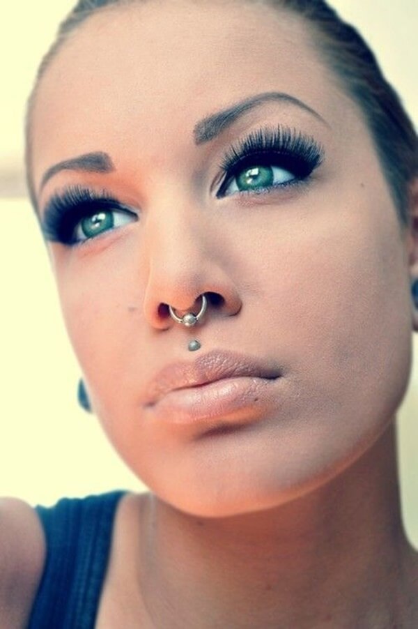 philtrum piercing (48)