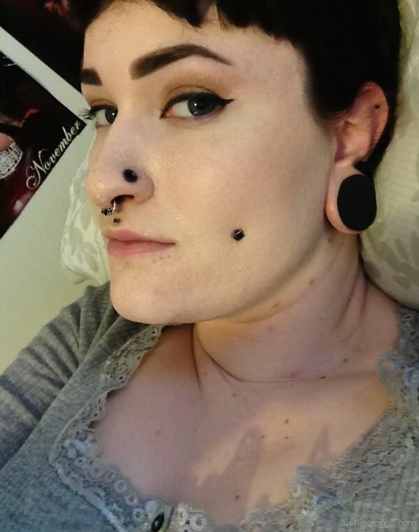 philtrum piercing (51)