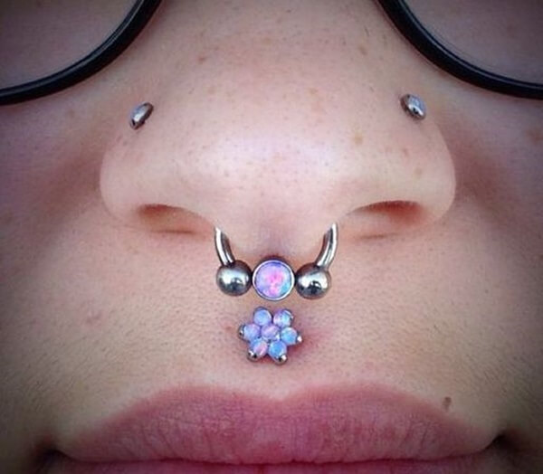 philtrum piercing (52)