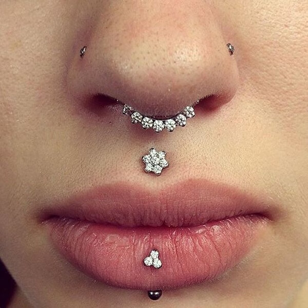 philtrum piercing (53)