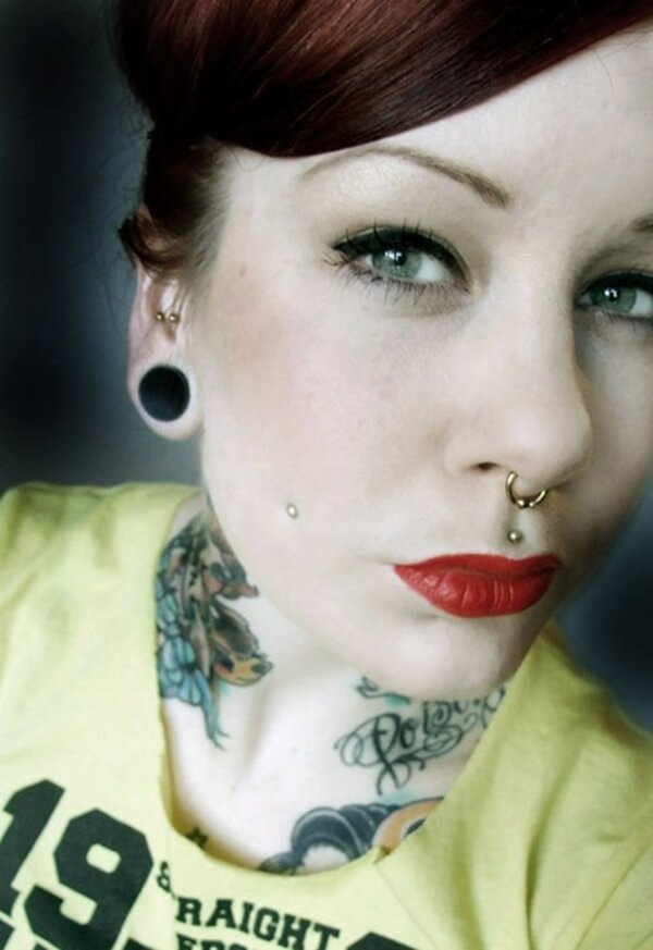 philtrum piercing (73)